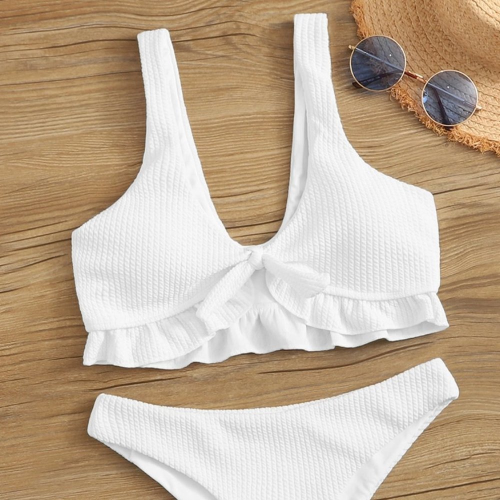Shein White Ruffle Hem V Neck Textured Bikini Swimsuit Top - Small
